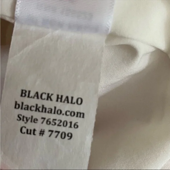 Black Halo Women's Zalda Ruffled Floral Mini Dress - Picture 11 of 16